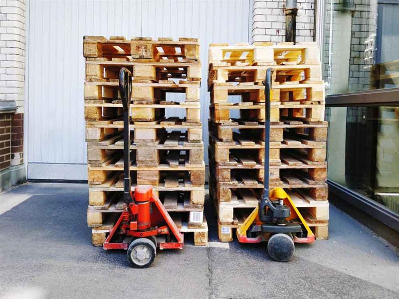 Selling Industrial Equipment to Specialized Buyers Selling Industrial Equipment to Specialized Buyers