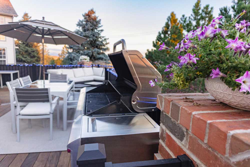 Terrace Garden with Barbecue
