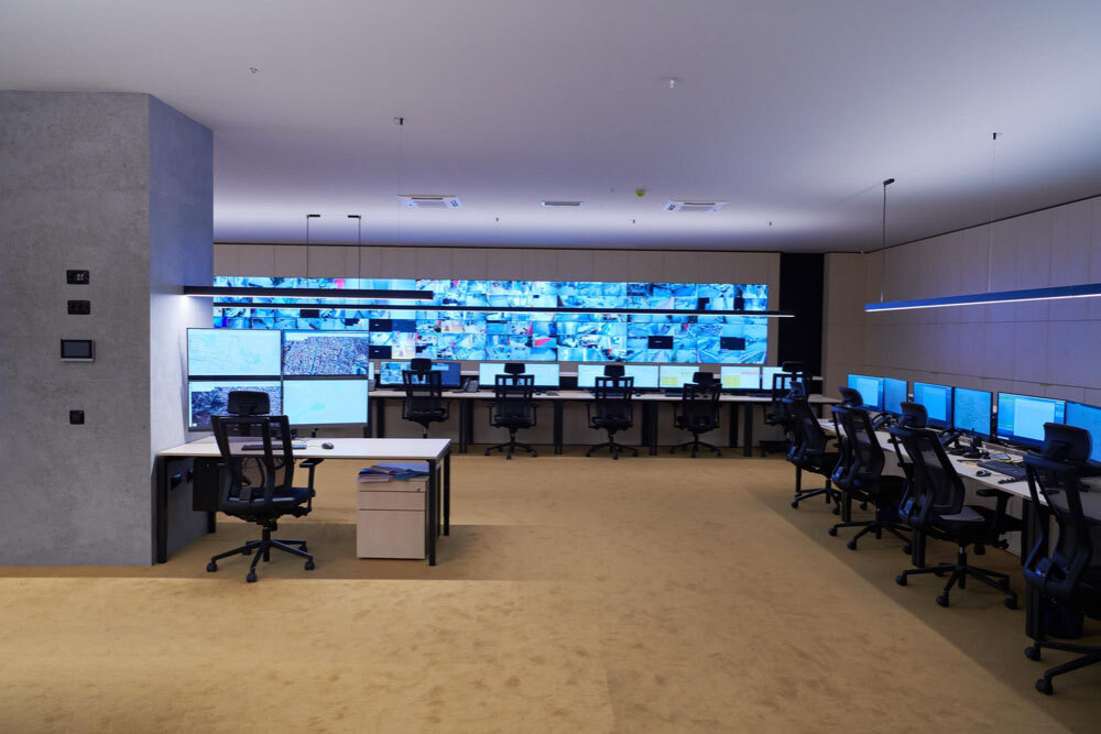 Design Principles for Command -Centre Workspaces