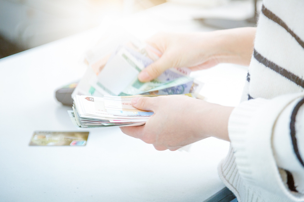 Payment Safety in Offline Shopping of Decor Items