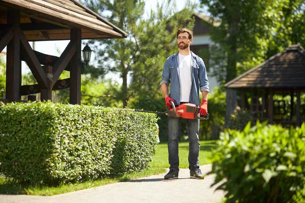 Clean and Clutter-Free Outdoor Space