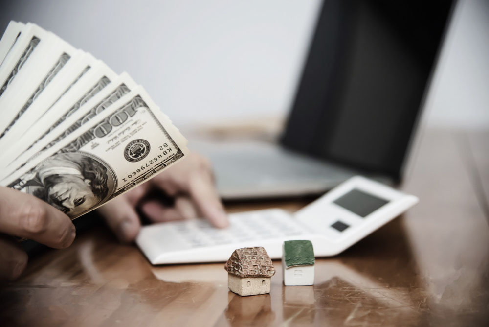 Pricing Strategies to Attract Right Home Buyers
