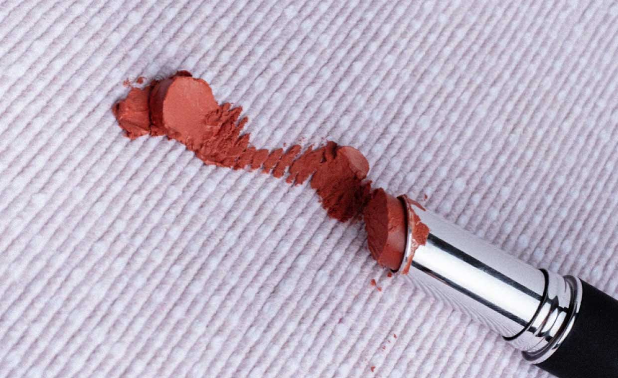 Remove Makeup Stains from Carpet