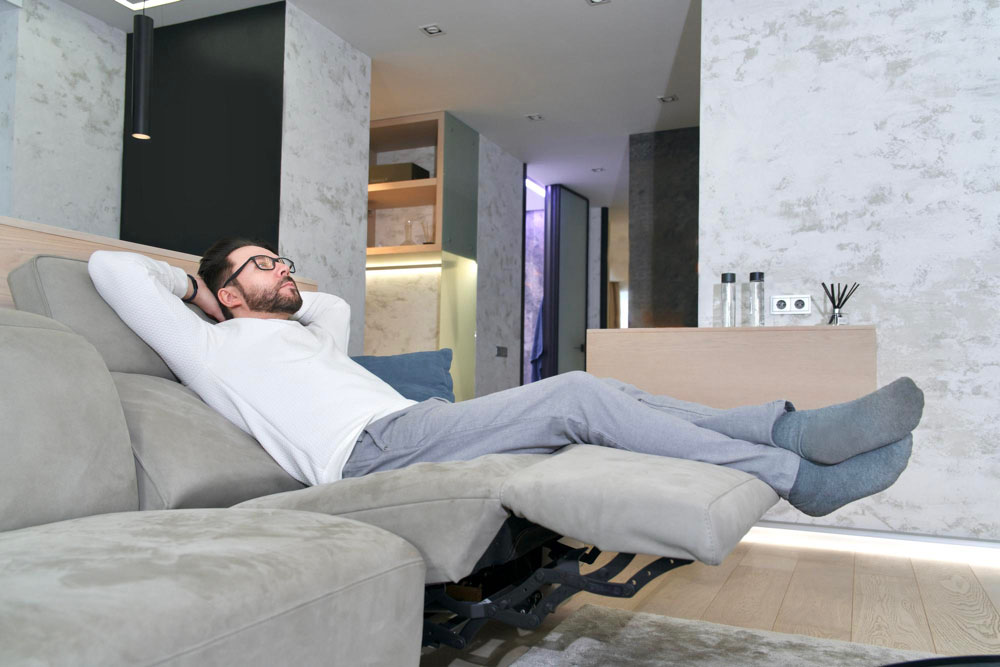 U-Shaped Sofas Come with Adjustable Features