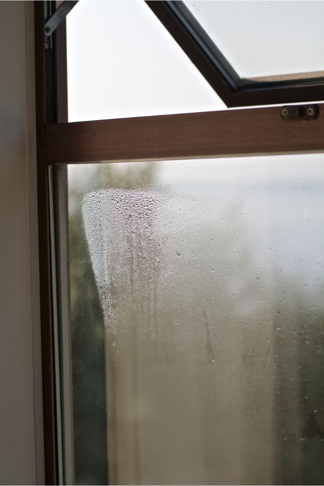 Condensation Between Sash Window Panes Condensation Between Sash Window Panes