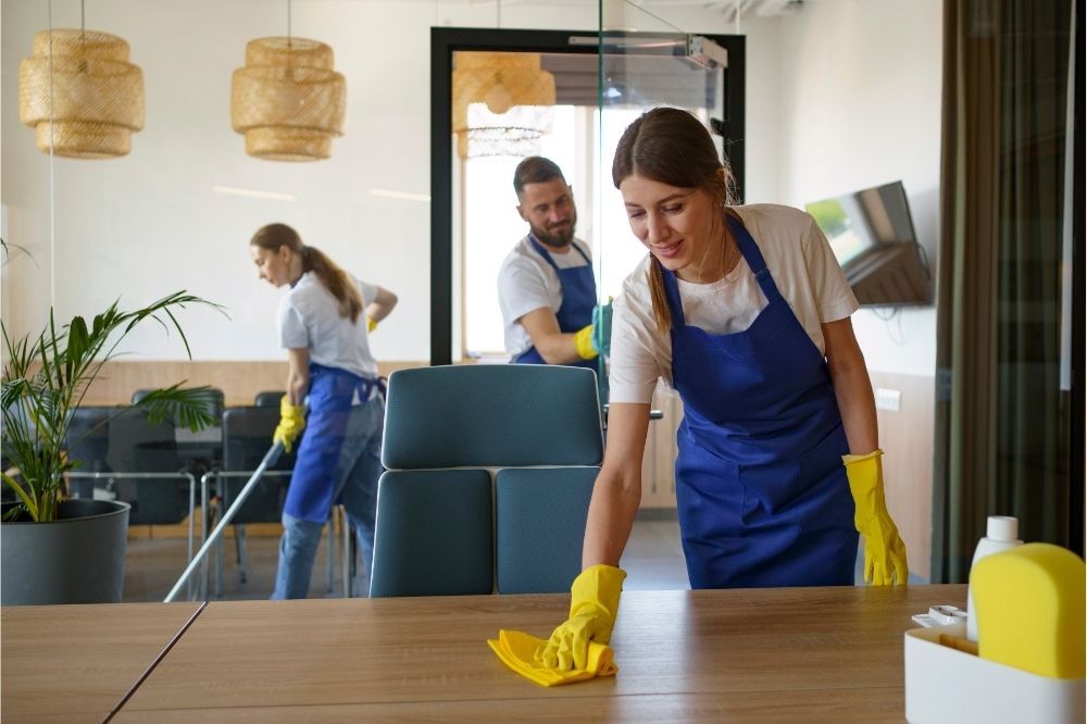 Choosing Commercial Cleaners Choosing Commercial Cleaners