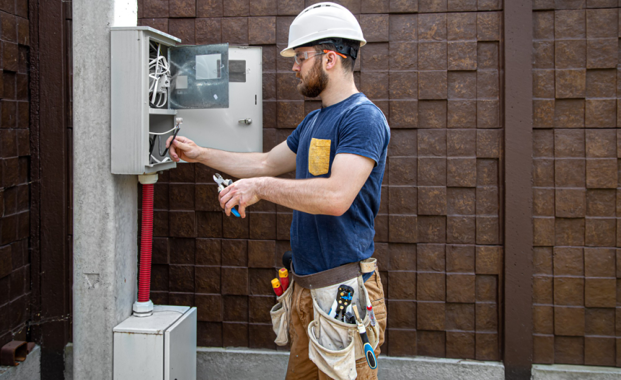 Electrical Warning Signs in Your Home