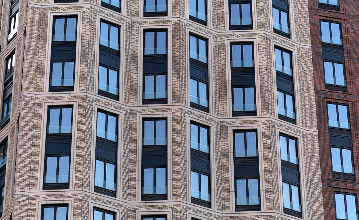 Why Builders Prefer uPVC Windows for Large Scale Construction Projects