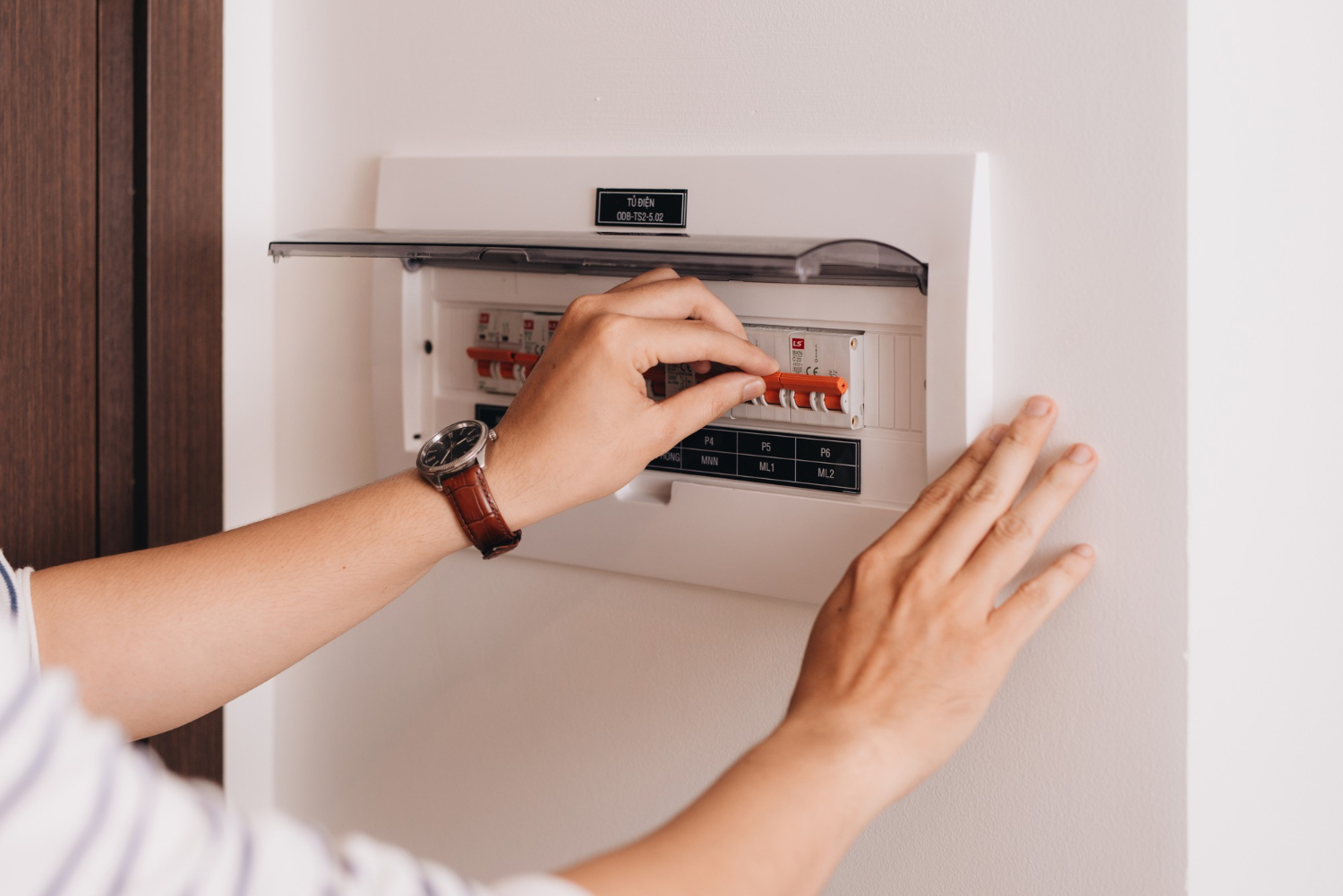 Warning Signs of an Electrical Emergency