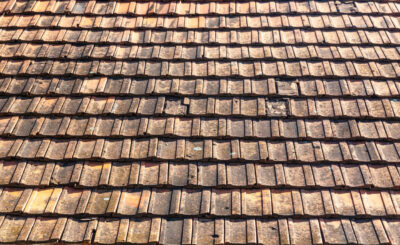 Signs Your Roof Damage Requires Emergency Repair