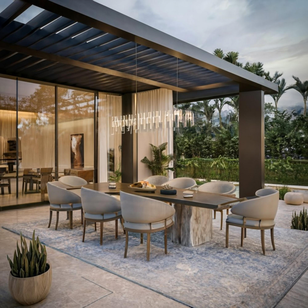 Small Outdoor Dining in Pergola